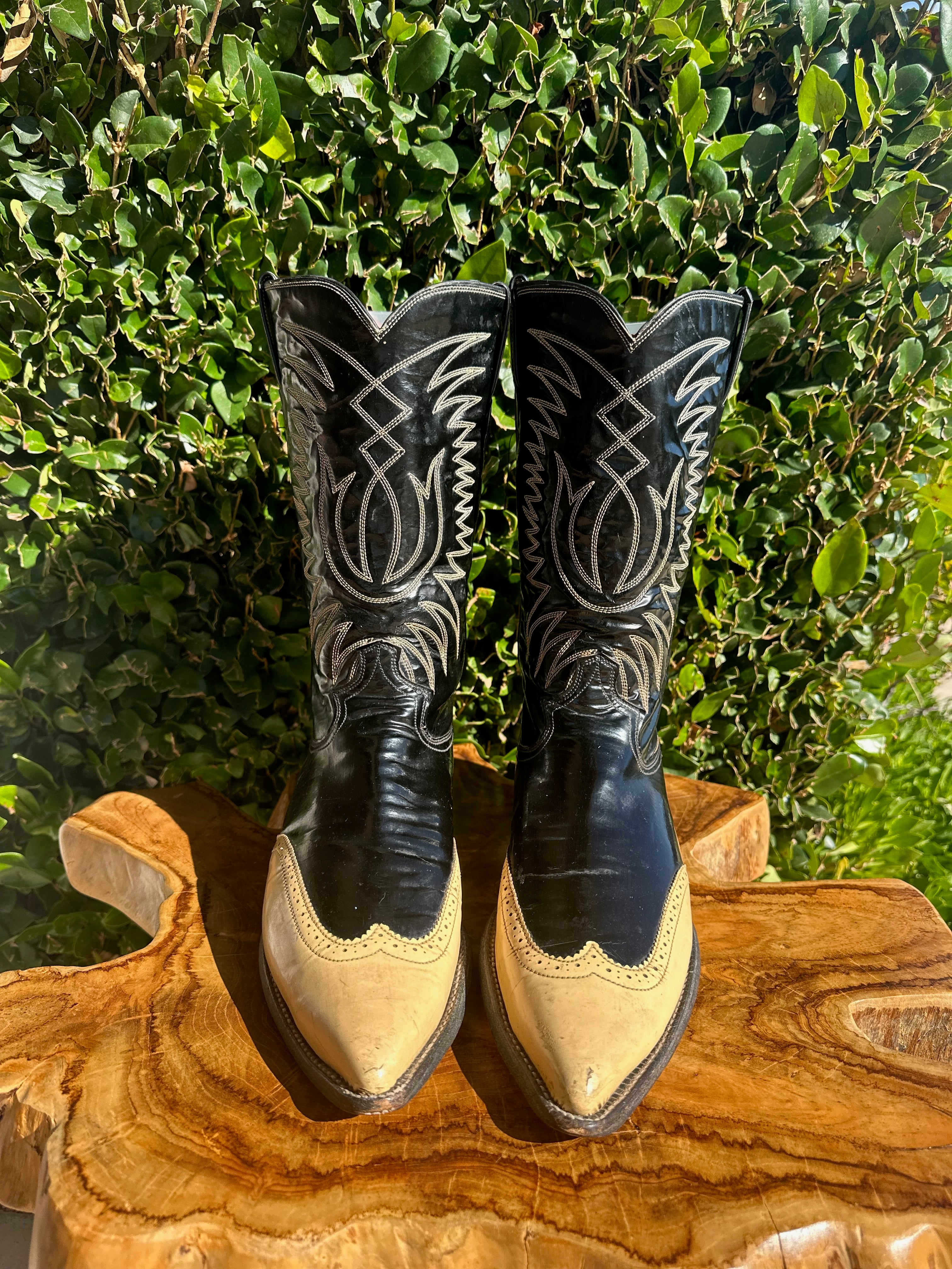 1960 s Justin Patent Leather Cowboy Boots size 10 C