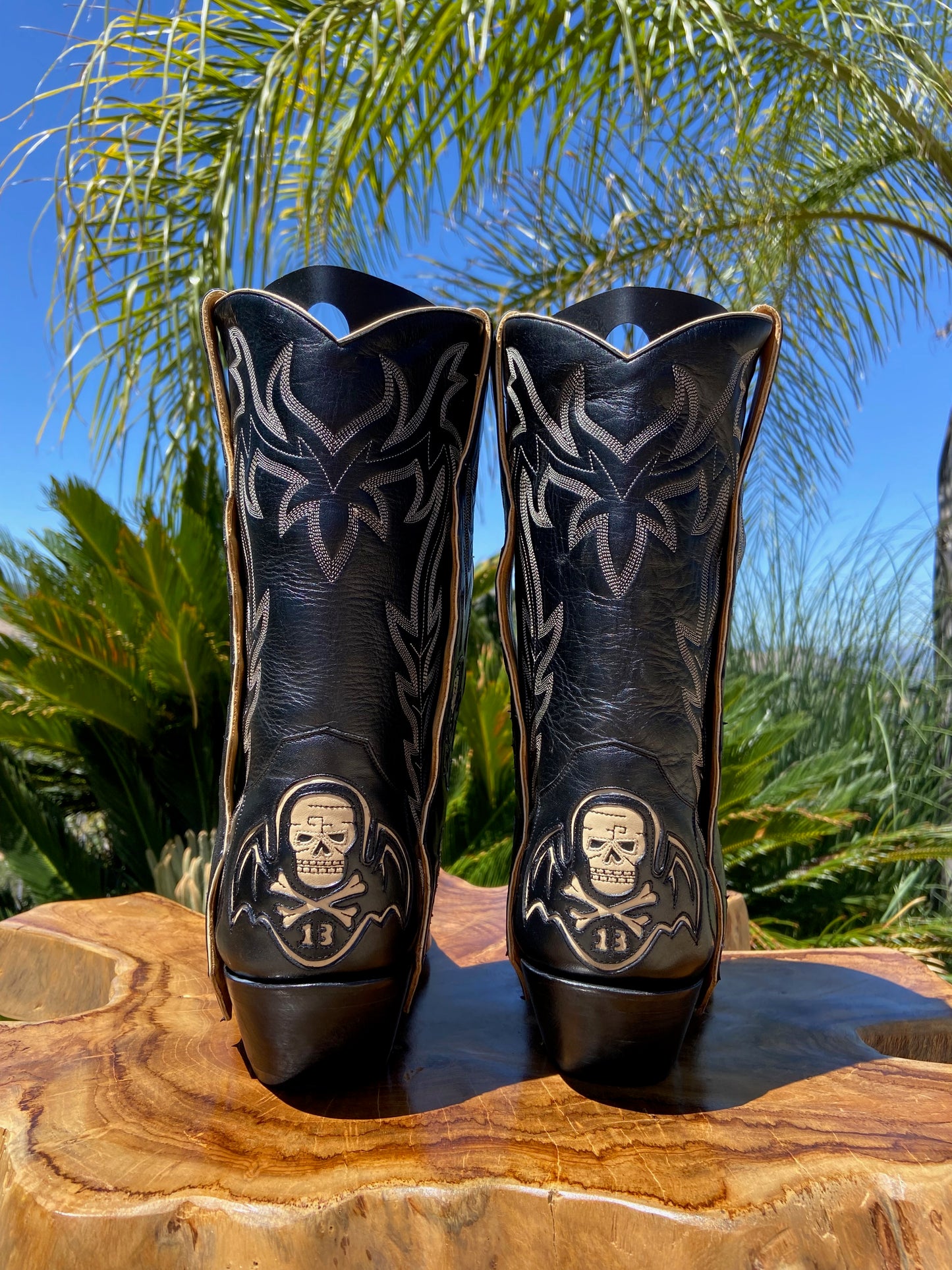 Liberty Custom Skull and Cross Bones 13 Cowboy Boots 10.5 D