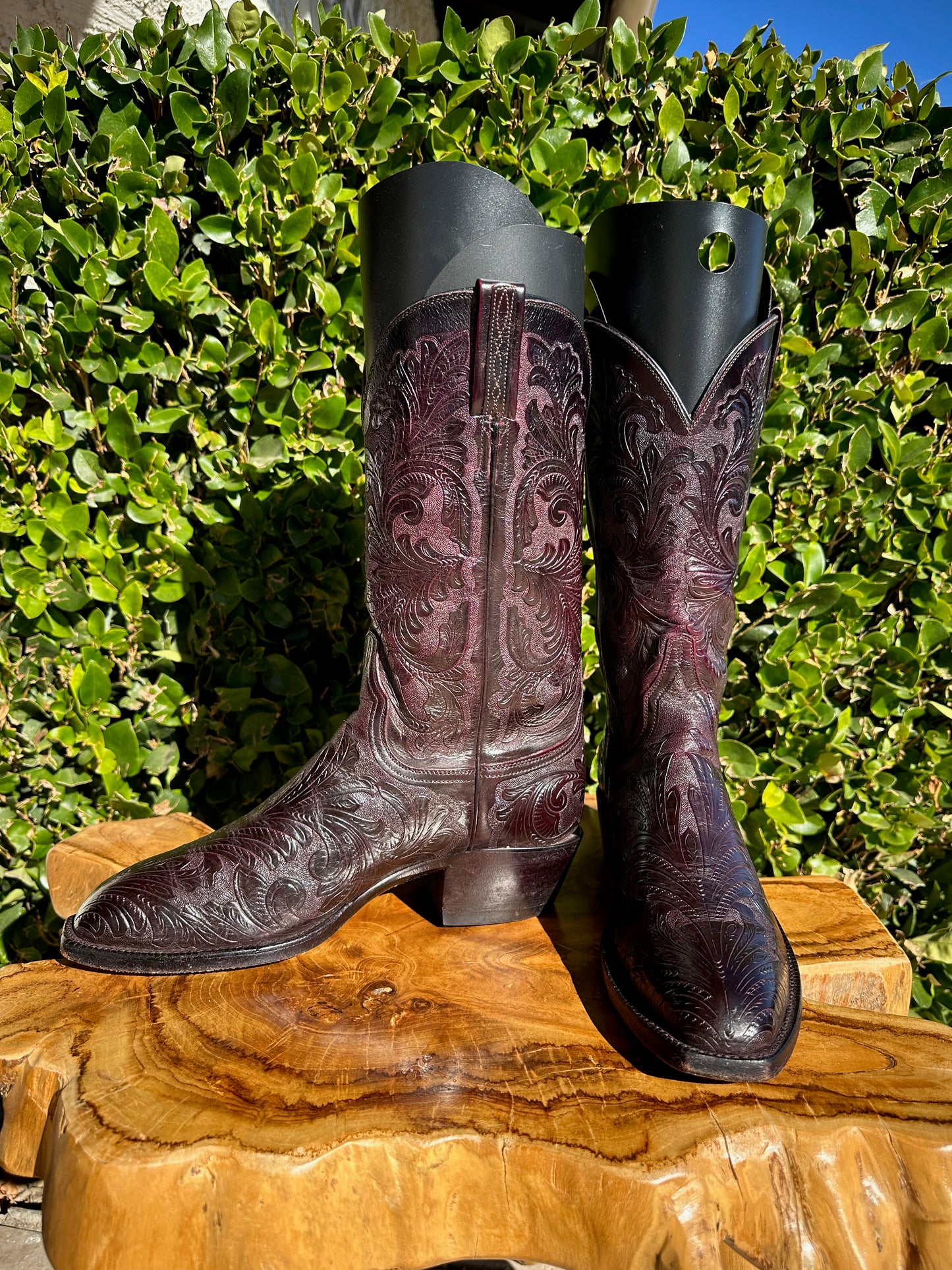 Lucchese Black Cherry Kents Hand Tooled Cowboy Boots size 7.5 D