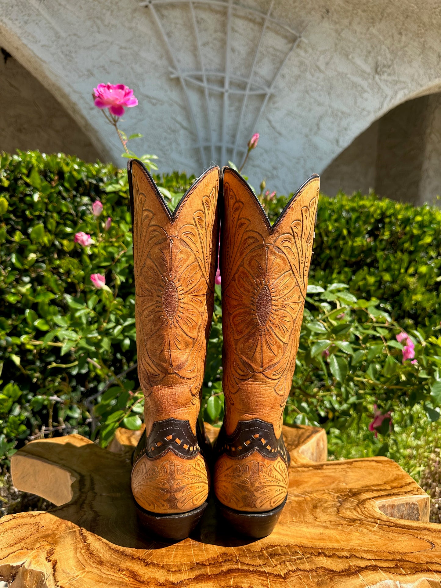 Stallion Custom Hand Tooled SUN FLOWER COWBOY BOOTS SIZE 11 D