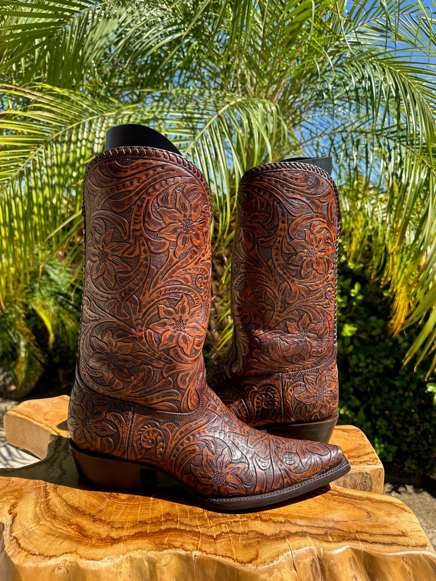 Crazy Horse Custom Hand Tooled Cowboy Boots size 10 D